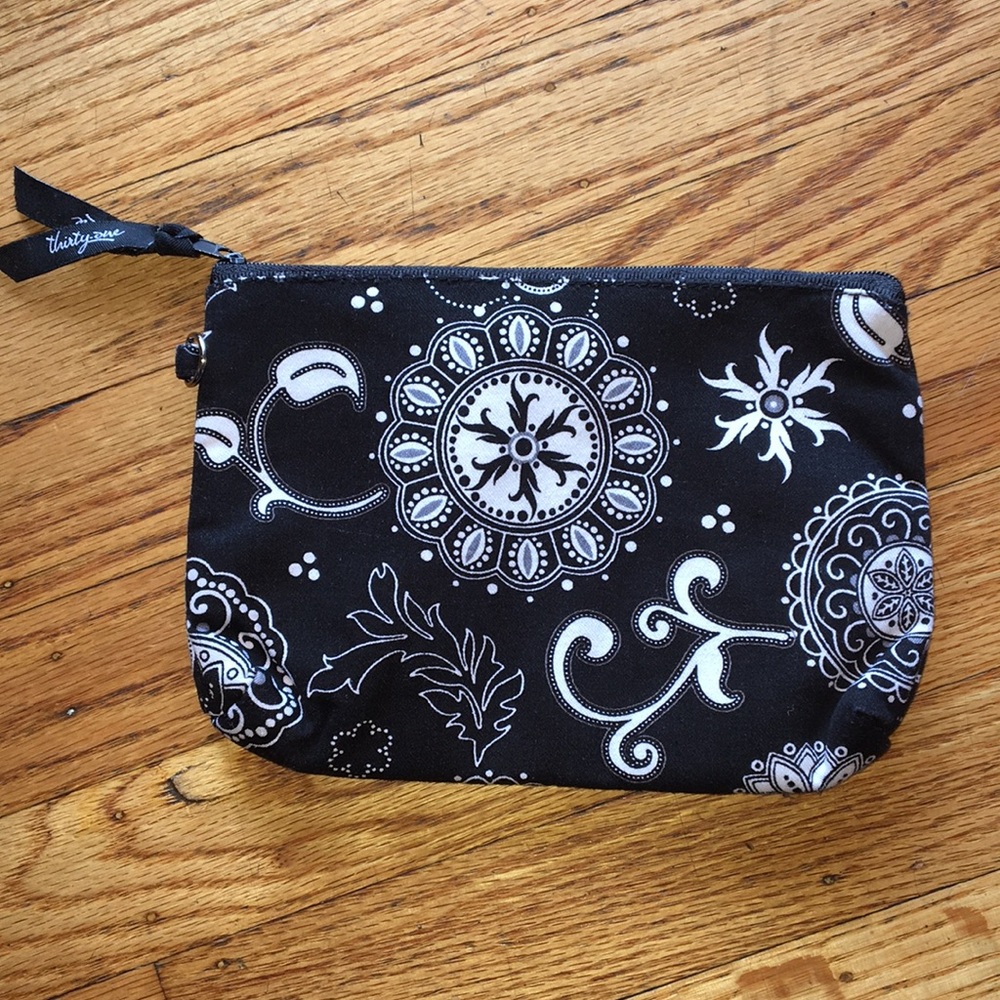 Thirty One Zipper Pouch